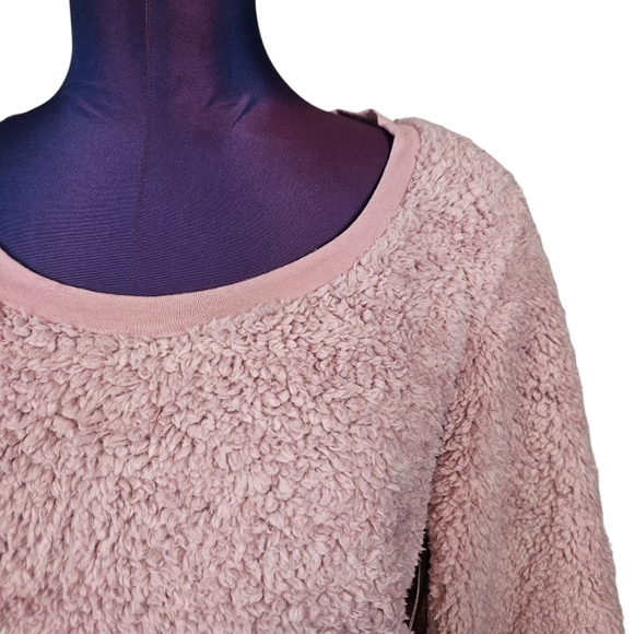 NWT Jessica Simpson Blush Pink Fleece Pullover Top Size Medium‎ Women's - Picture 2 of 9